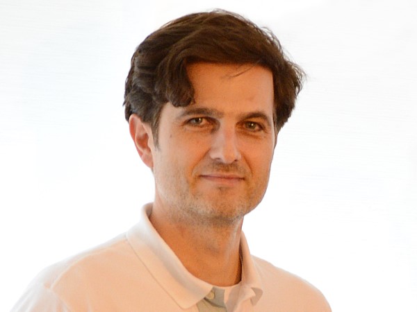 Dr. med. Maurice Comber