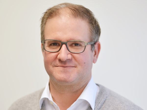 Dr. med. Alexander Gogos